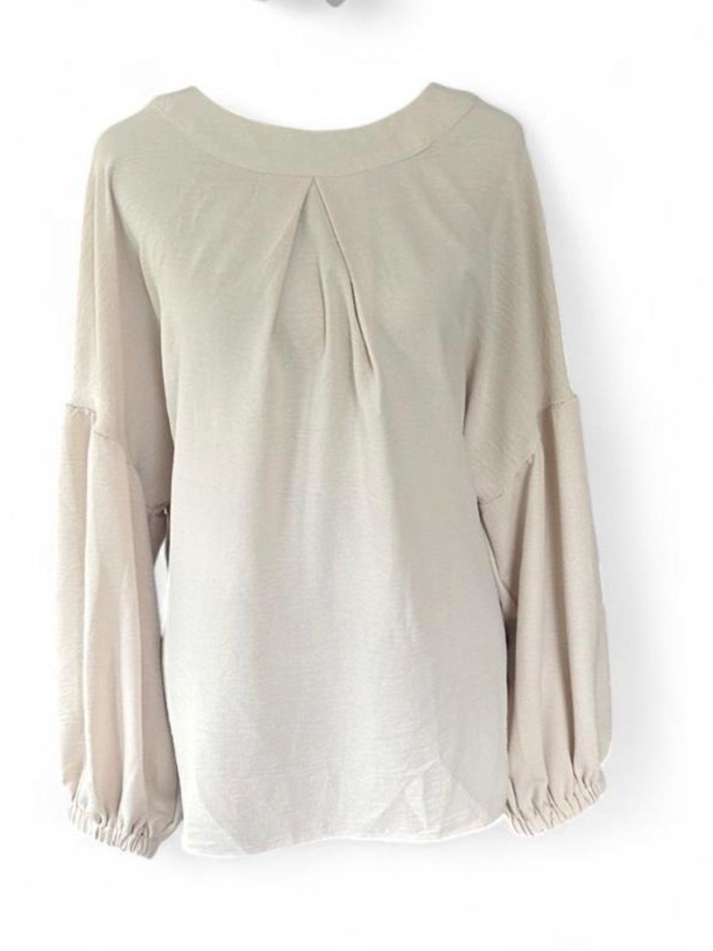 Women's Cream Long Sleeve Pleated Back Top-L